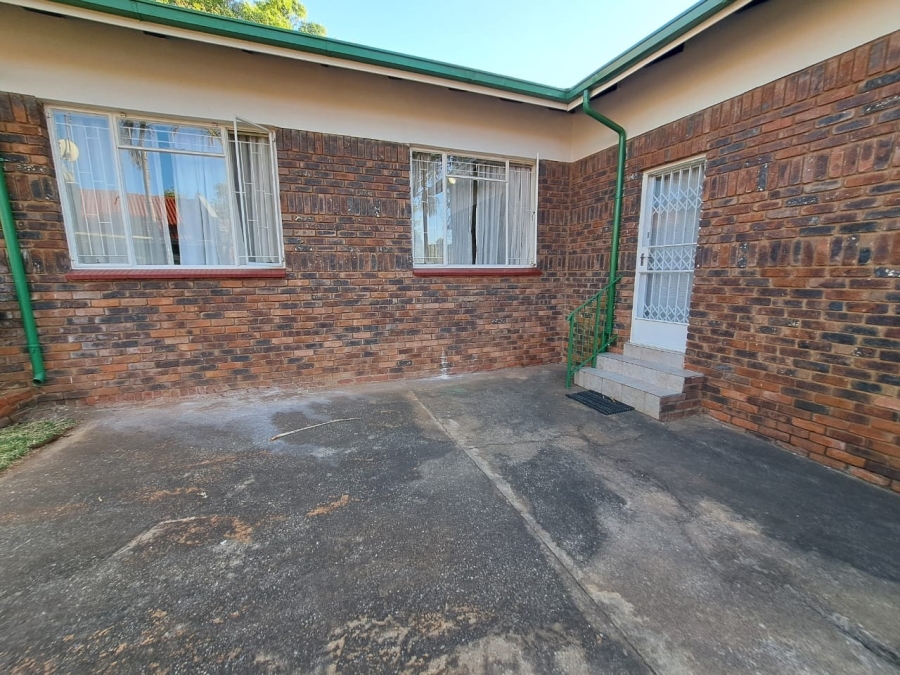 3 Bedroom Property for Sale in Safari Gardens North West